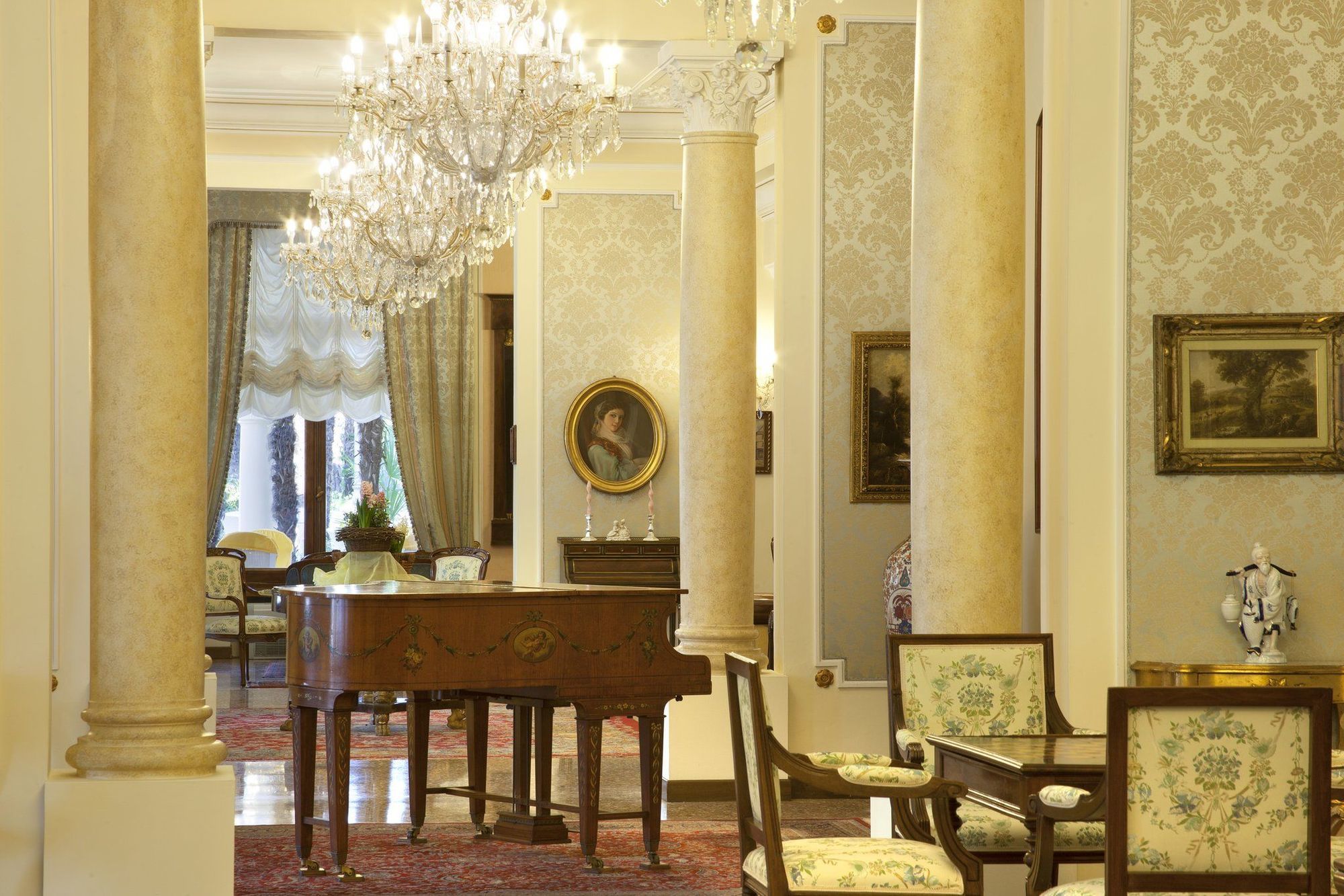 Grand Hotel Trieste & Victoria Abano Terme Ngoại thất bức ảnh The interior of the hotel