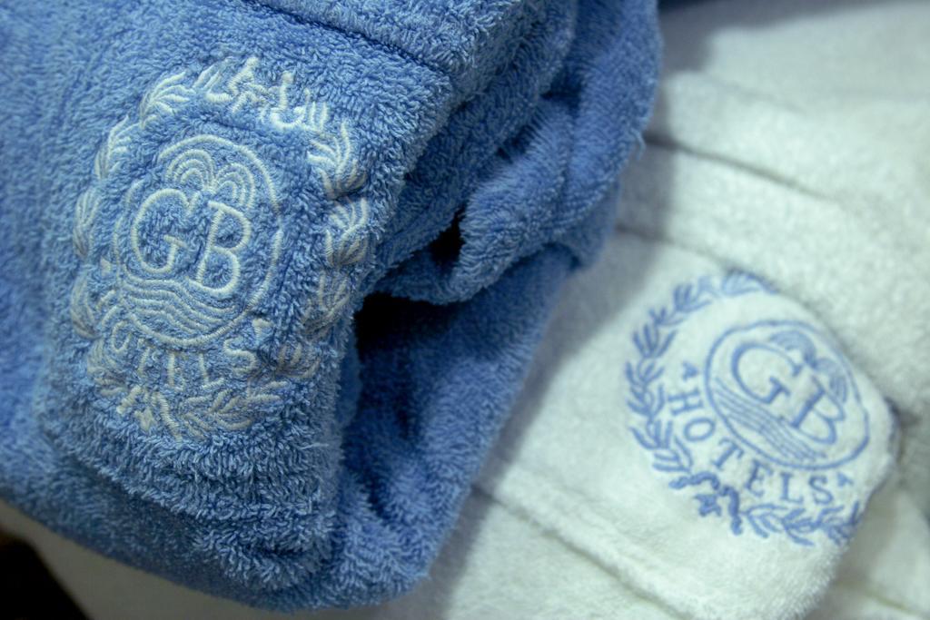 Grand Hotel Trieste & Victoria Abano Terme Ngoại thất bức ảnh Towels