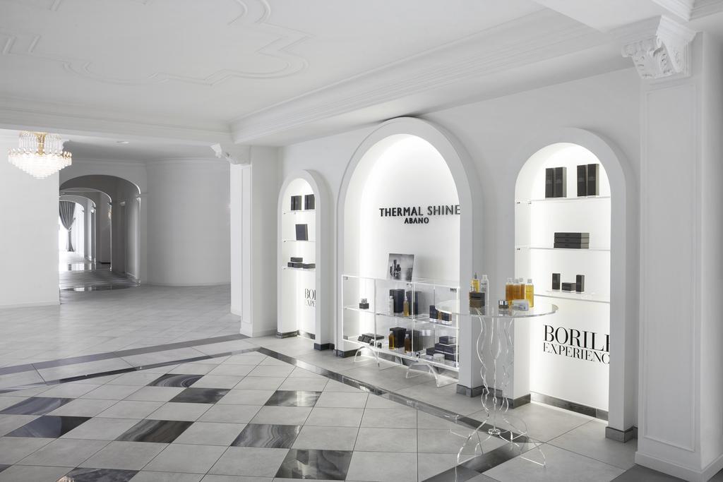 Grand Hotel Trieste & Victoria Abano Terme Ngoại thất bức ảnh The interior of the spa