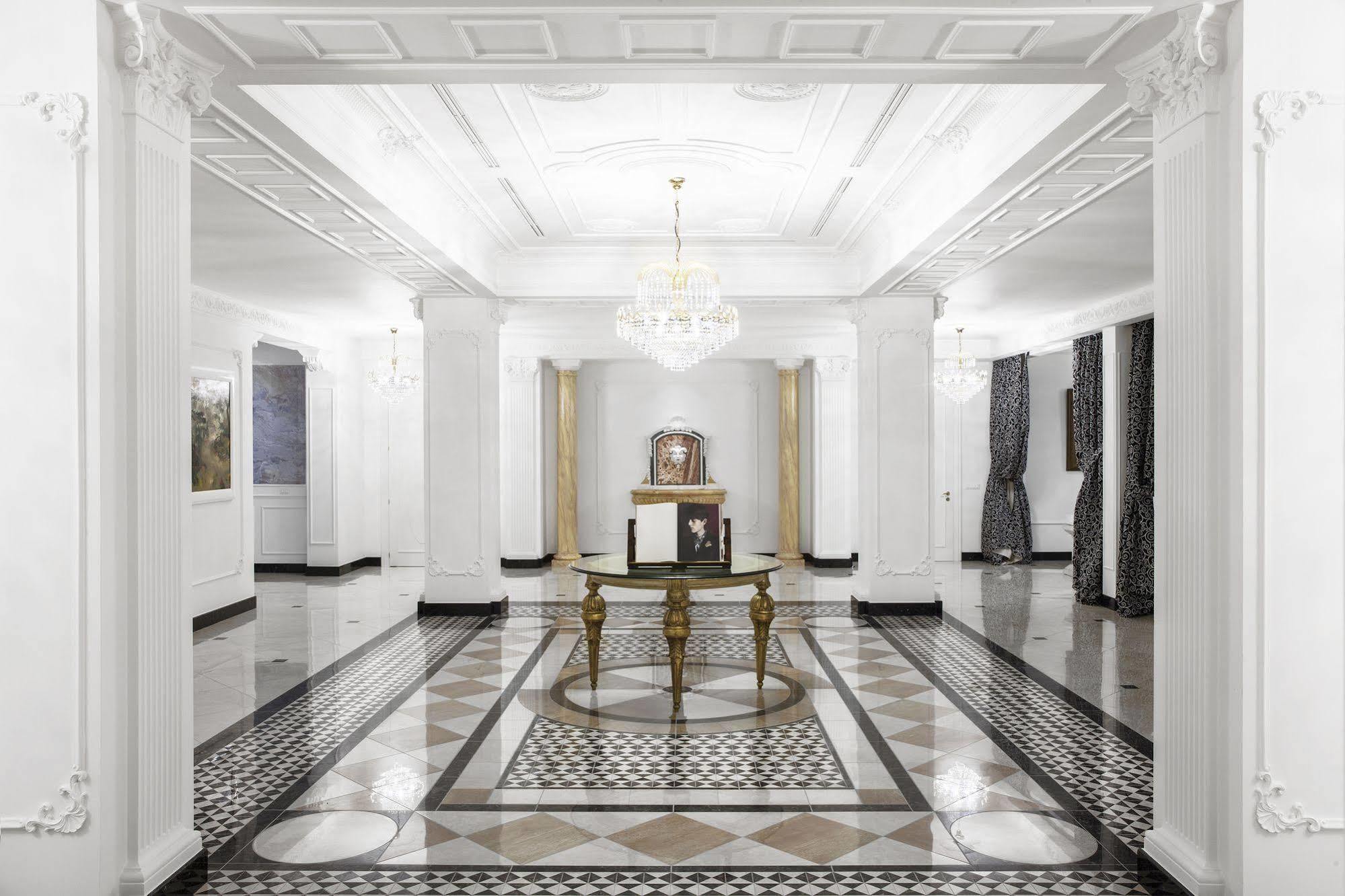 Grand Hotel Trieste & Victoria Abano Terme Ngoại thất bức ảnh The lobby of the hotel